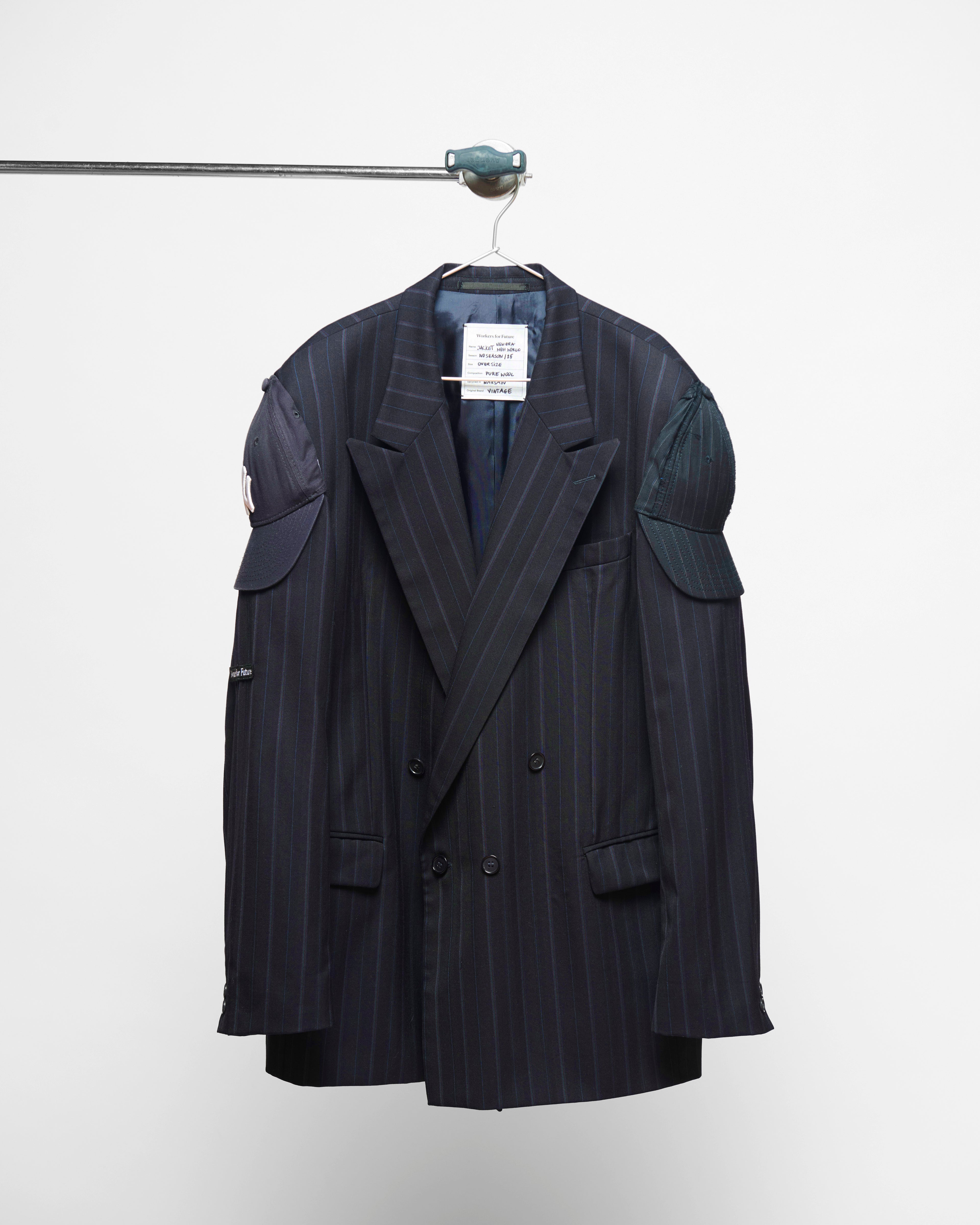 JACKET NEW ERA NEW WORLD