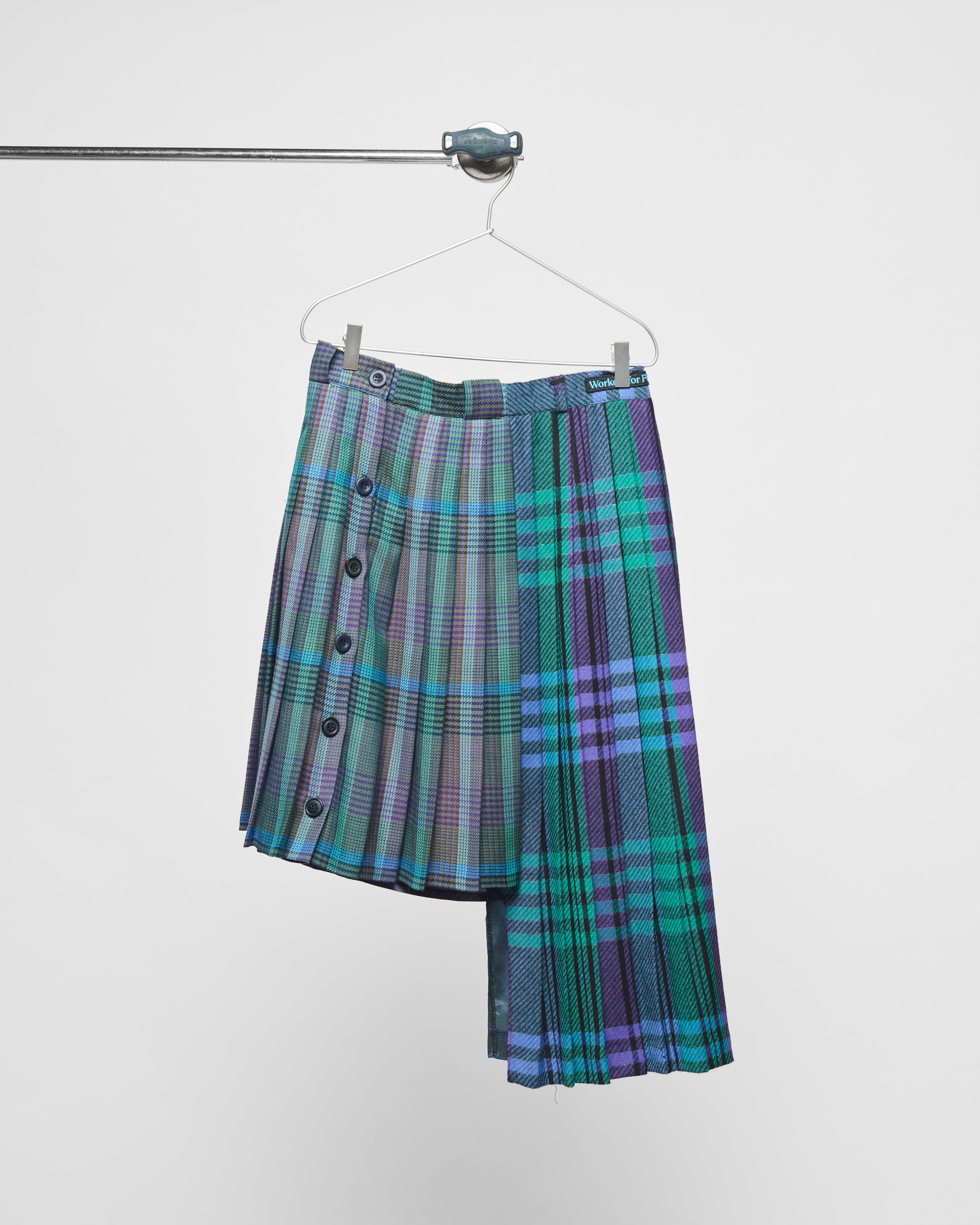 ViVIENNE SKIRT 02